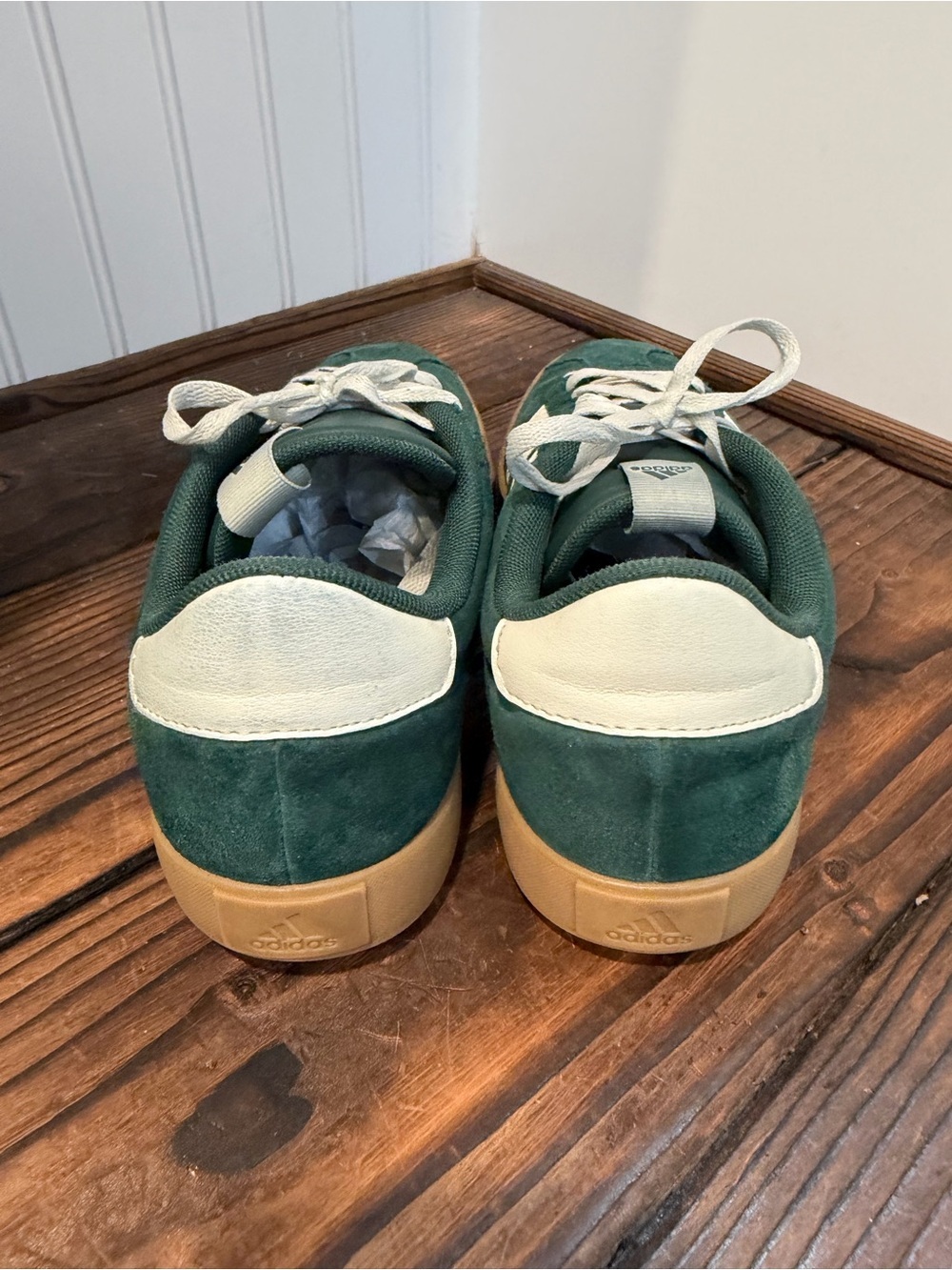 Adidas Men’s VL Court 3.0 Suede Sneakers in Forest Green with Gum Sole - Picture 4 of 7